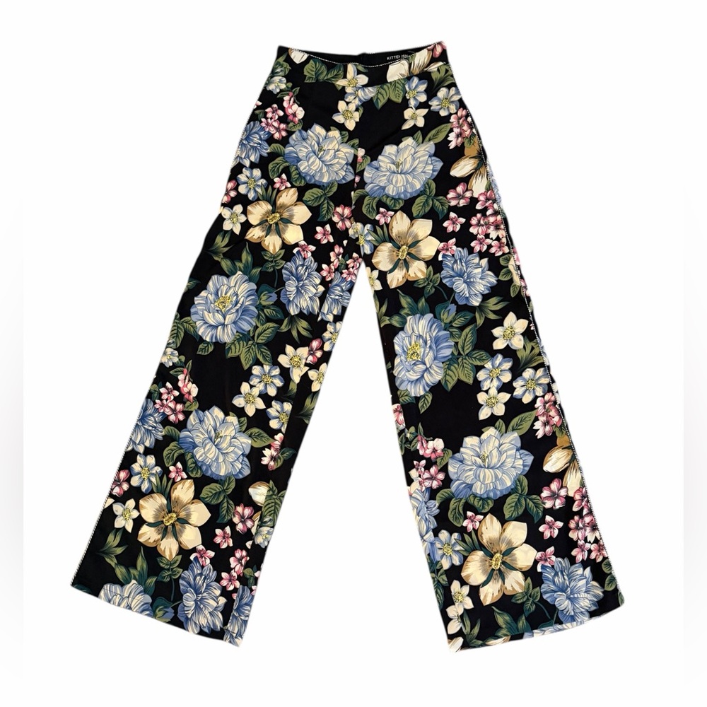 Kittenish Black Floral High Wide Leg Waisted Pants Size Medium